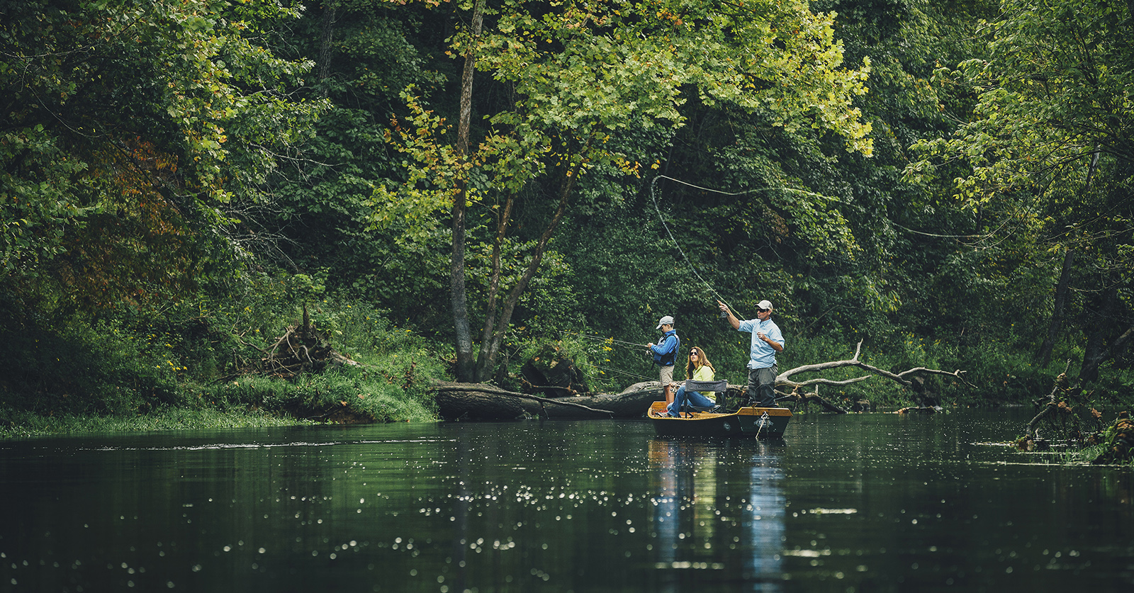 Lake Taneycomo Missouri Trout Fishing Explorebranson Com