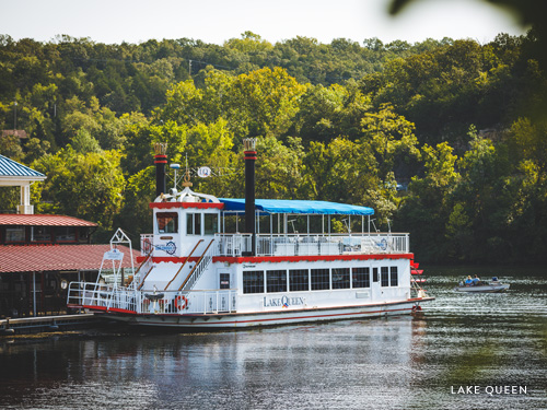 Lake Queen floating on Lake Taneycomo in Branson.