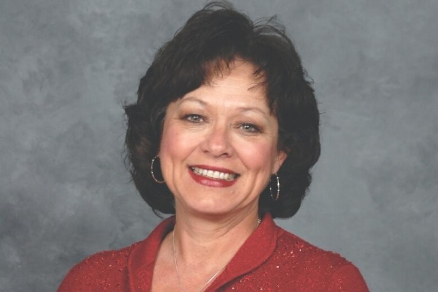 Lenni Neimeyer headshot