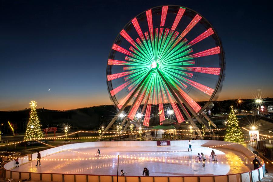 ferris-wheel-branson-ice-skating-rink-christmas