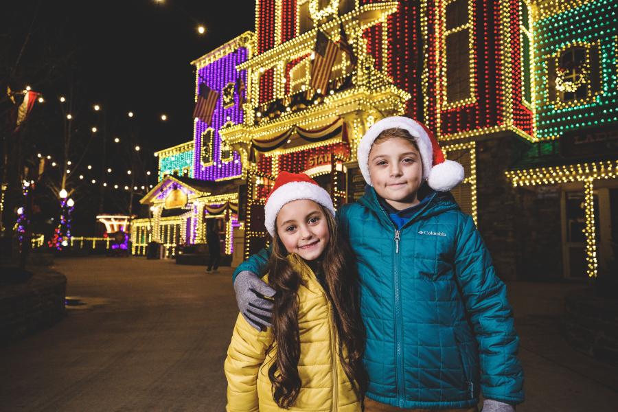 Things To Do In Southeast Missouri With Kids For Christmas 2022 Top Things To Do With Kids In Branson At Christmas | Explore Branson