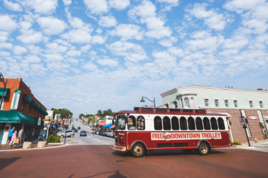 trolley downtown branson