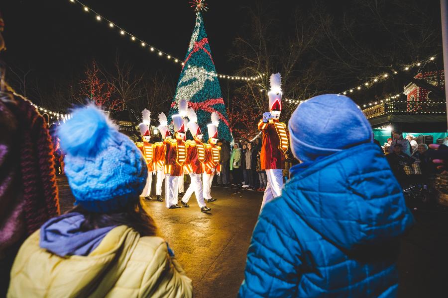 Experience an Old Fashion Christmas this Winter at Silver Dollar City.