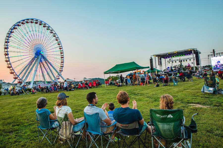 Ferris_Wheel_Sunset