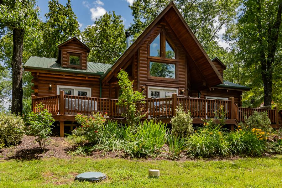 BransonBearLogCabin