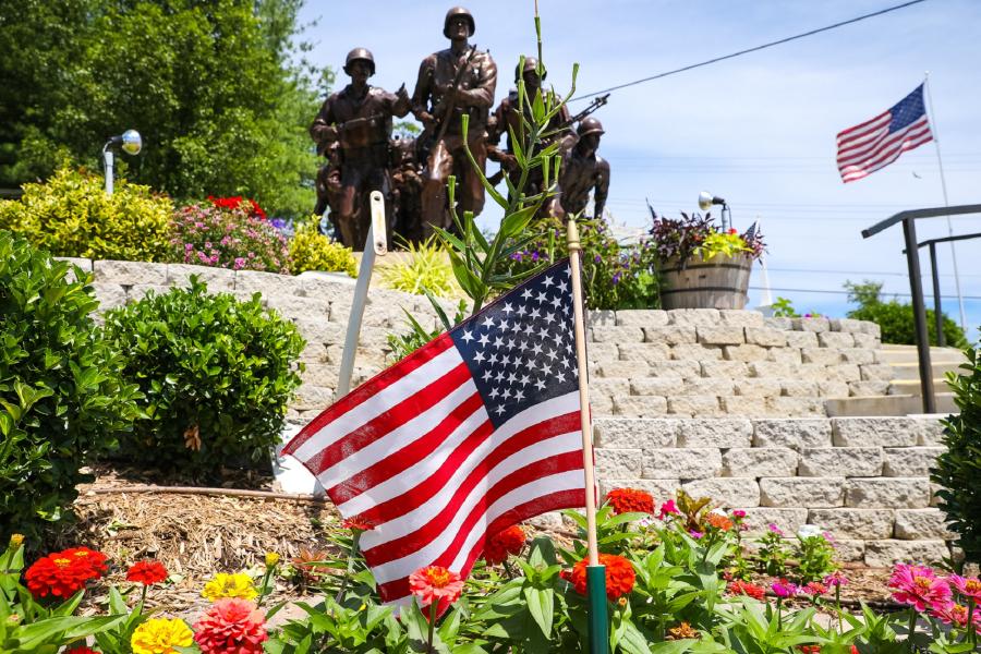 Veterans_Memorial_Garden