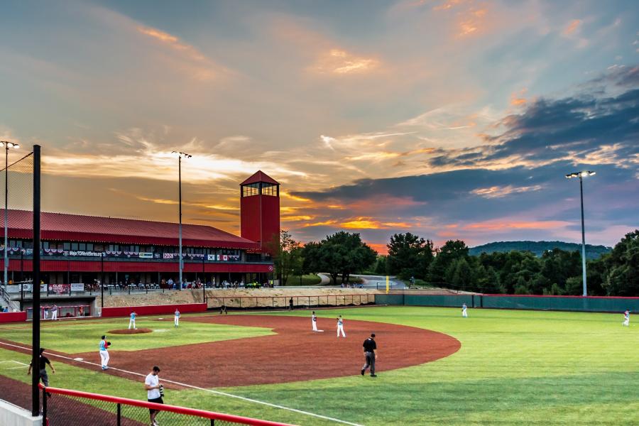 Ballparks_of_America_Sunset_Sports