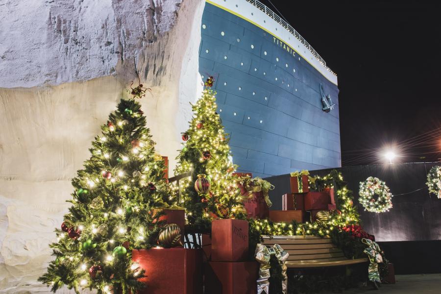 Christmas_Titanic_Tree_Attraction