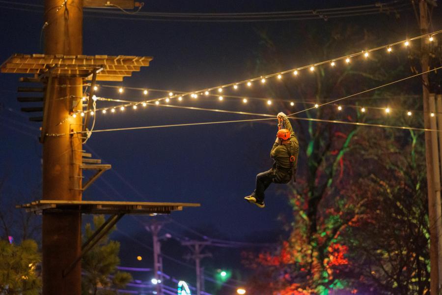 Fritz's_Zipline_2023_Christmas_Attraction