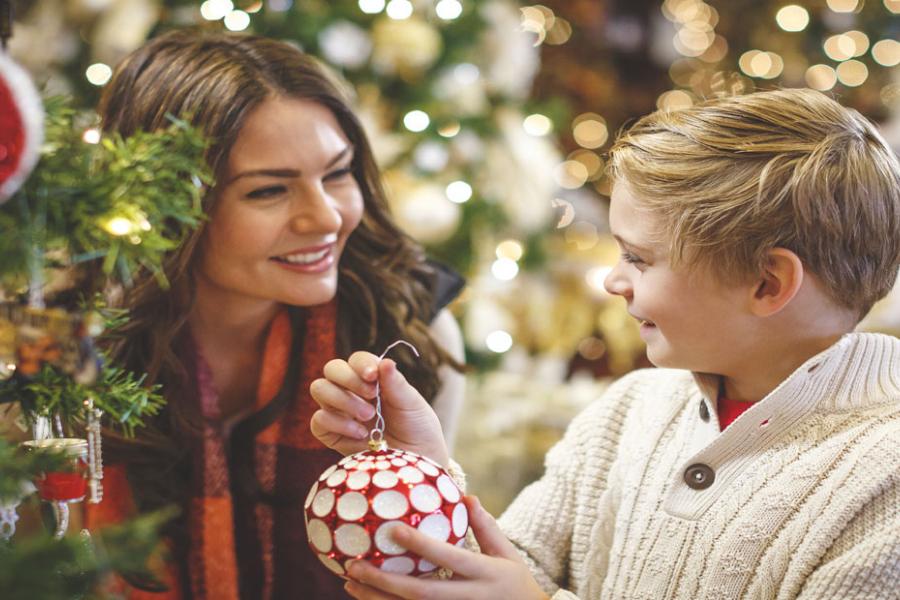 Year-Round Christmas Stores in Branson | Explore Branson