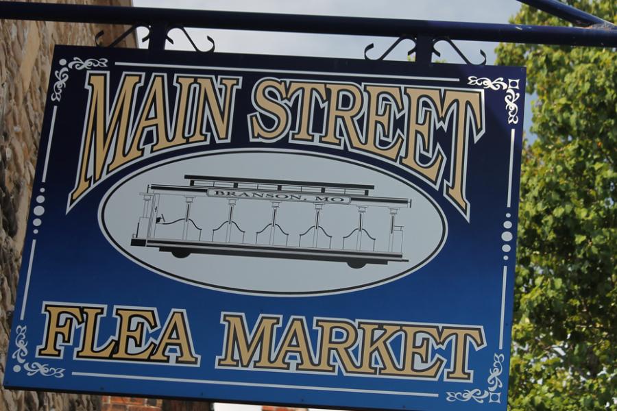 Flea Market sign in Historic Downtown Branson.