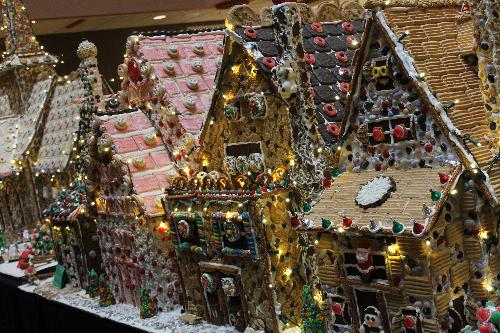 Gingerbread Houses At Chateau on the Lake in Branson Mo