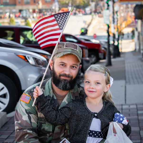 veteran with child in branson
