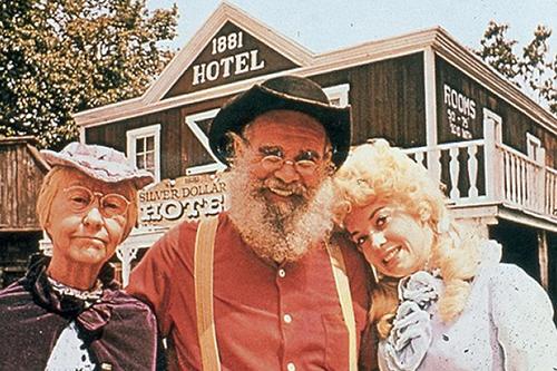 beverly hilbillies at silver dillar city in branson