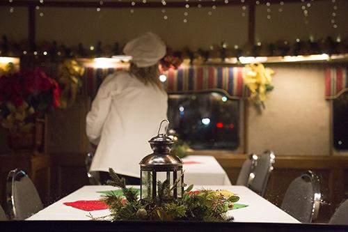polar-express-train-ride-christmas-in-branson