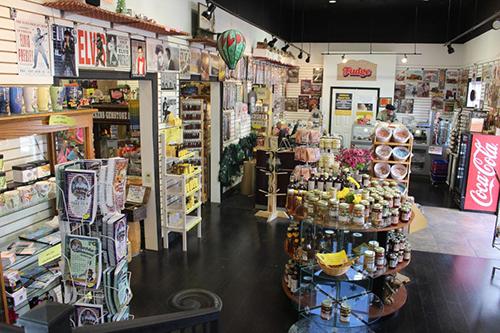 dickens-shopping-branson