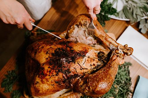 cutting a turkey