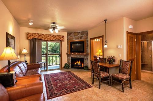 inside one of the rooms at Branson Woods