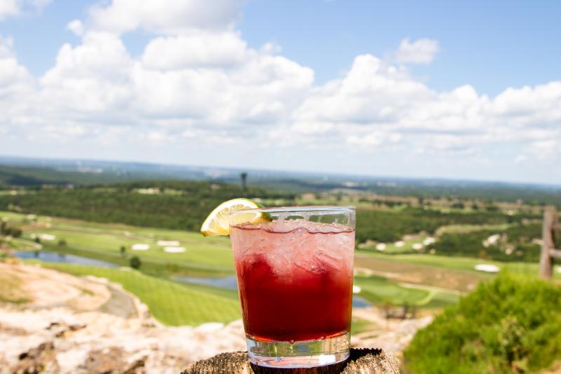 drink on golf course