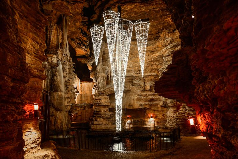 Explore the Lost Canyon Cave with a Christmas twist!
