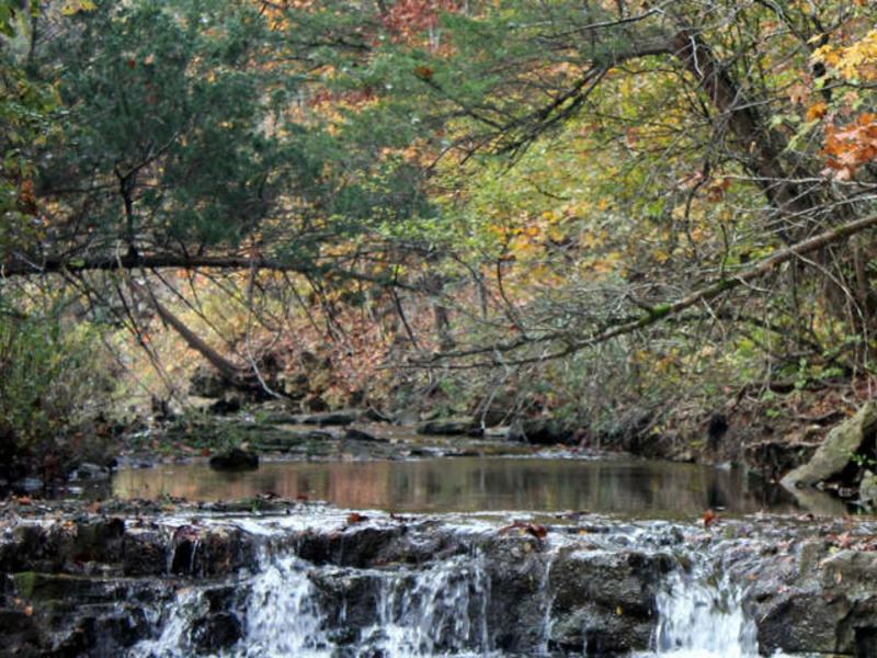 waterfall-trail-roadtrippers