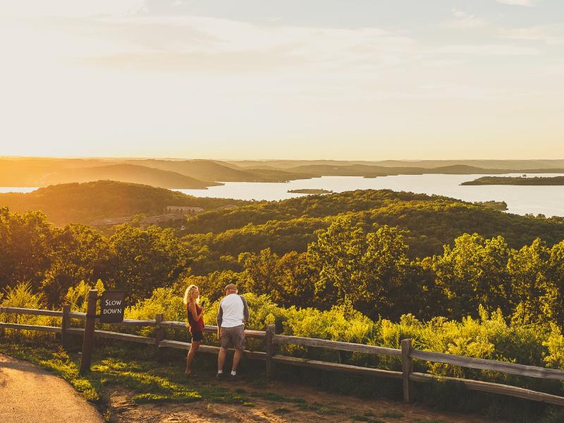 Big_Cedar_Scenic_Overlook