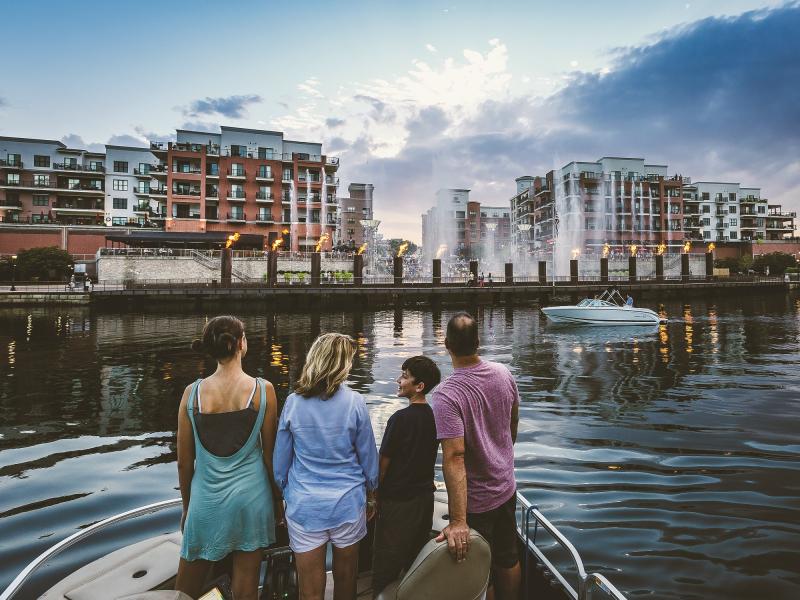 Lake Taneycomo_Branson Landing