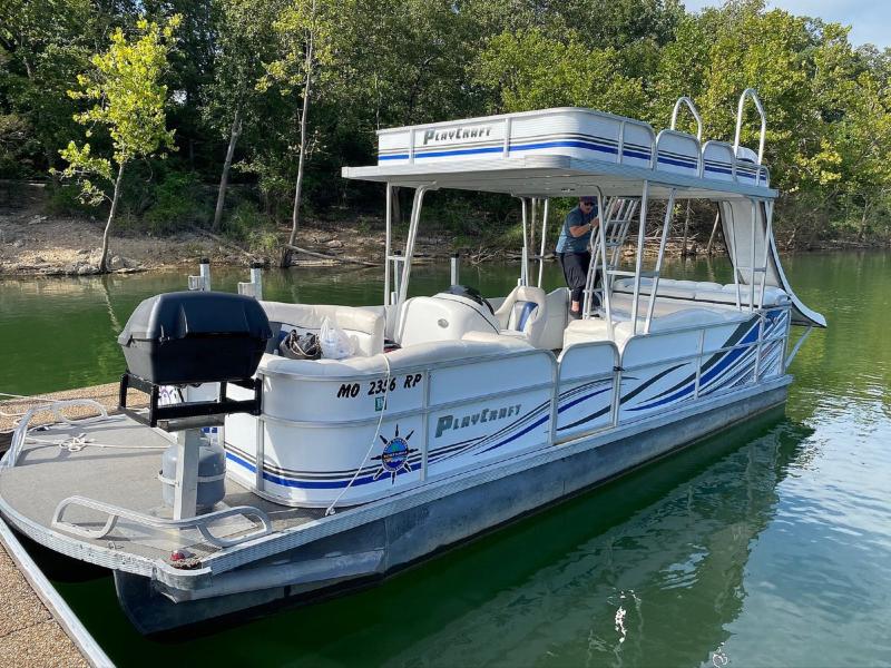 table-rock-lake-pontoon