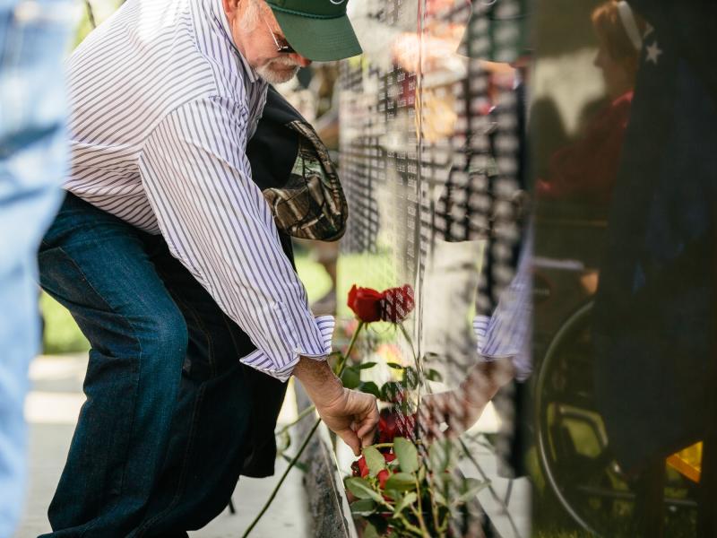 Vietnam_Veterans_Memorial_Wall