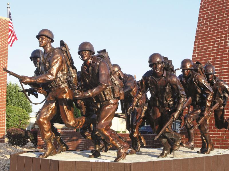 Veterans Memorial Museum - Statue Front