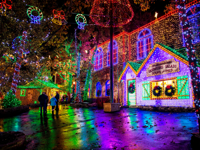 Silver Dollar City Christmas in Midtown