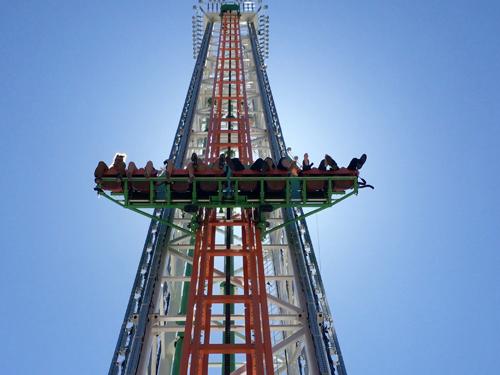 Thrill seekers riding a 200' tall free-fall attraction in Branson.