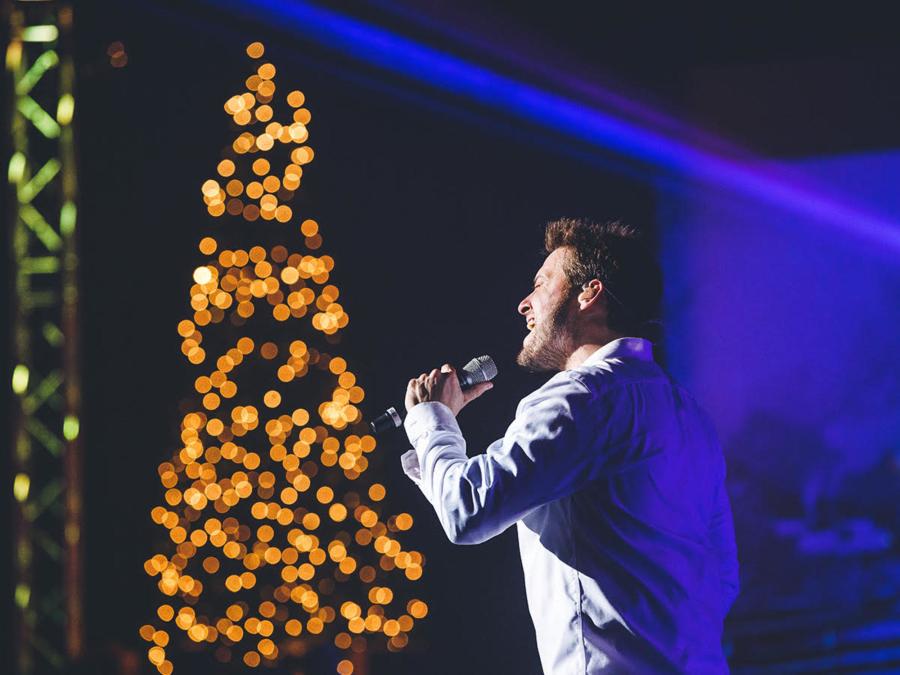 World Class Vocals!