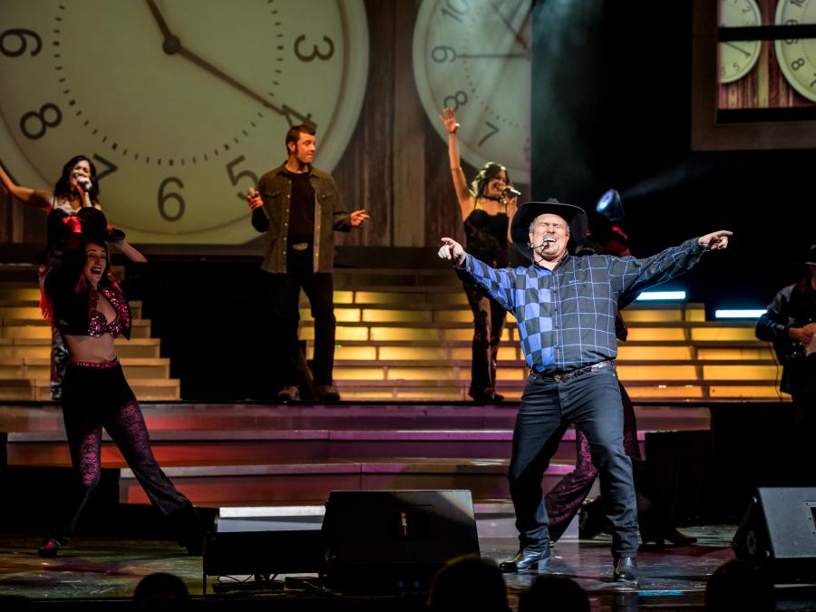 Legends In Concert Christmas Show 2022 2Vig9Atmjur6Pm