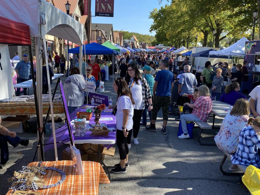 Hollister's Grape & Fall Festival Explore Branson