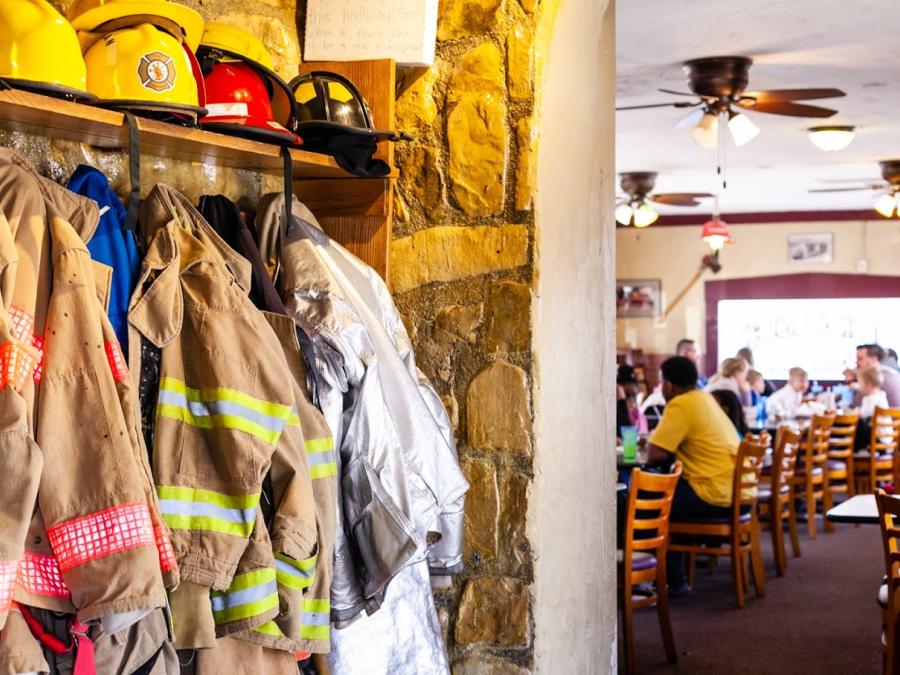 Hook & Ladder Pizza Co. Explore Branson