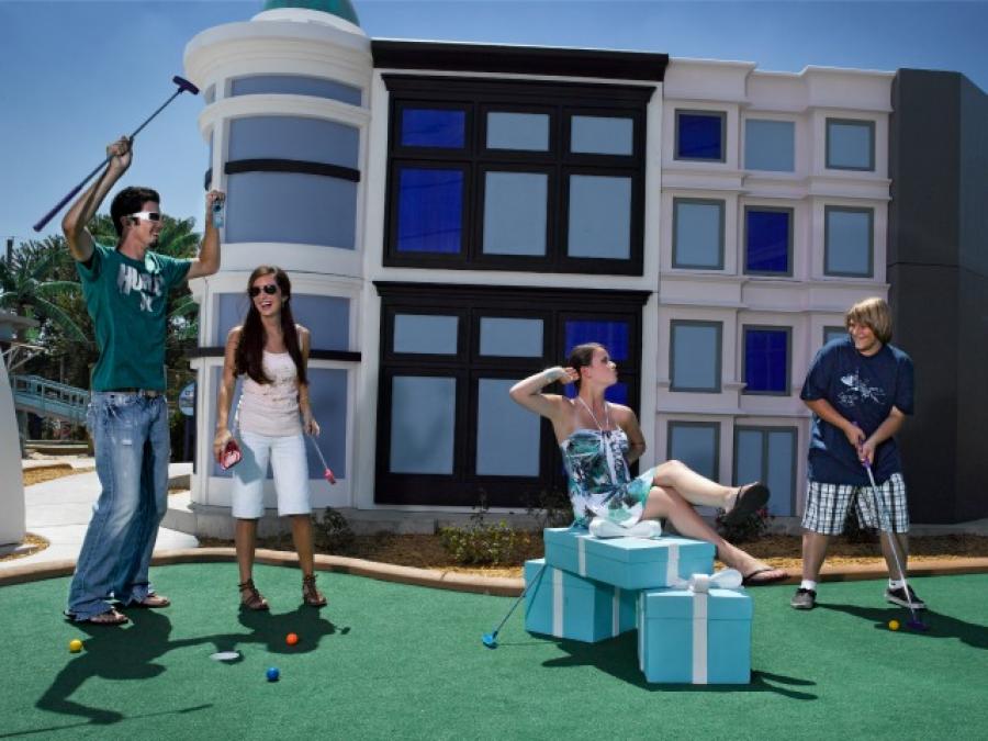 Shoot for the Stars Mini-Golf | Explore Branson