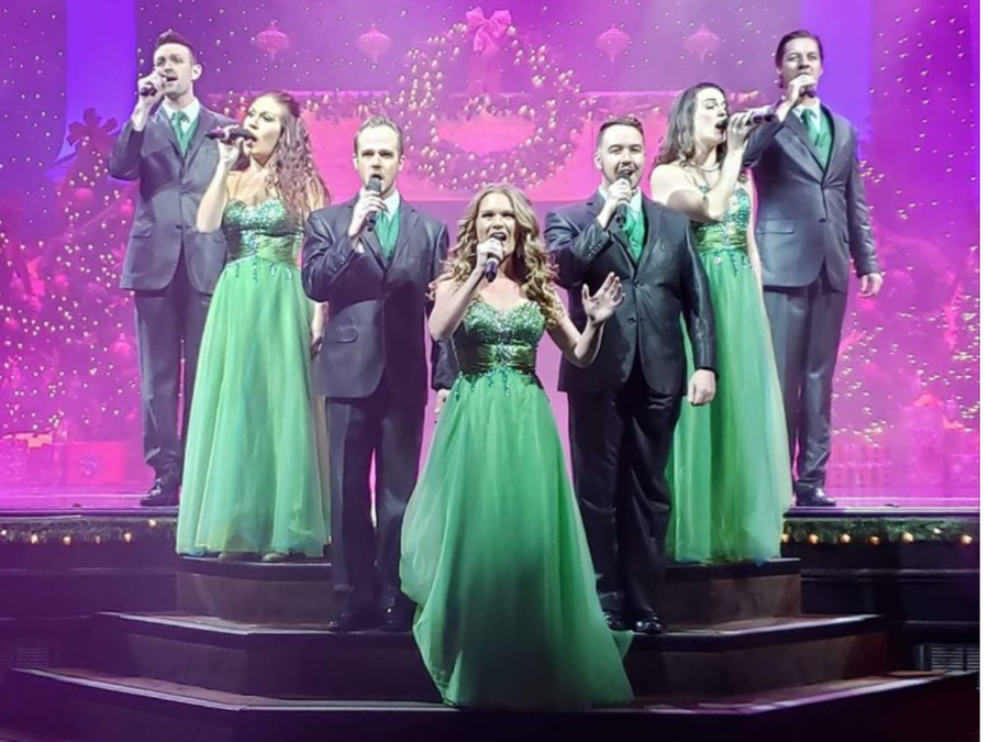 Dublin's Irish Tenors & The Celtic Ladies - A Celtic Christmas
