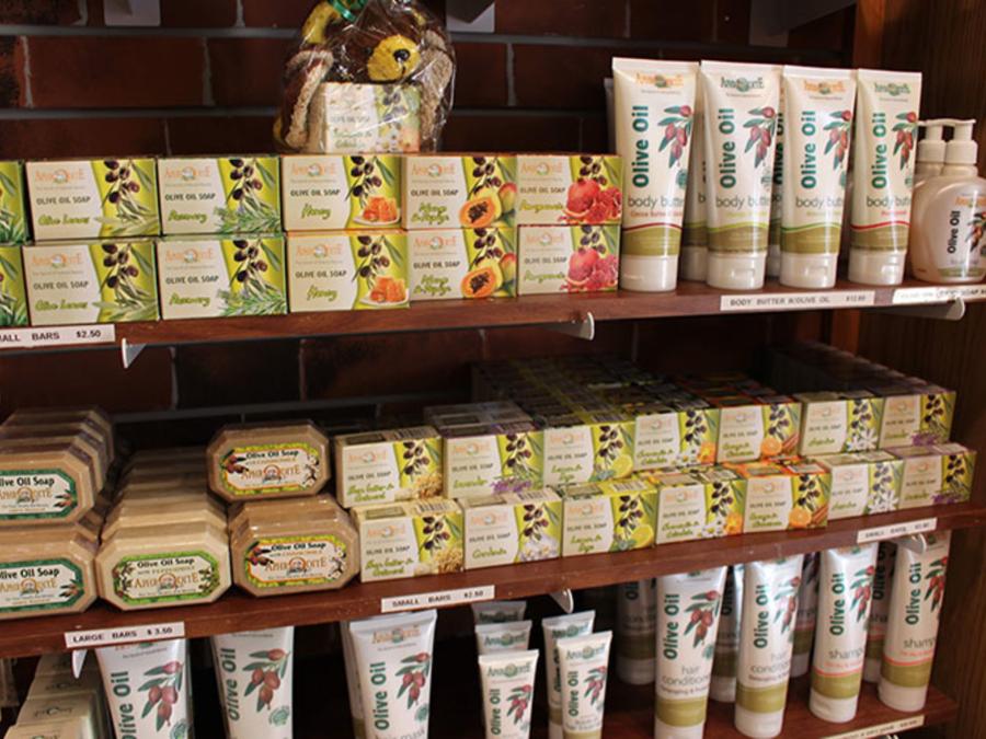 Lori's Soap Market