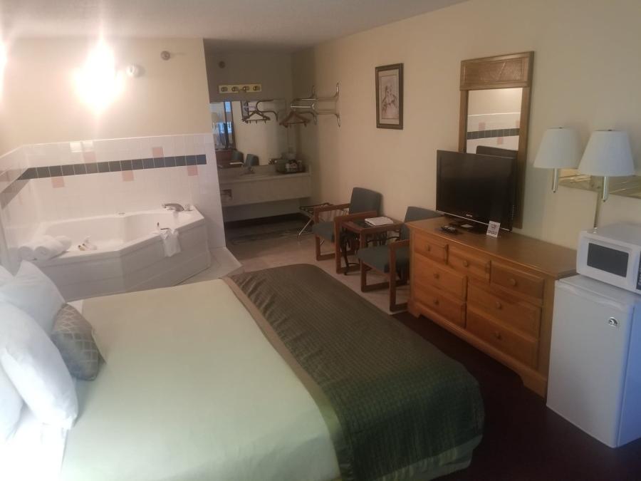 Jacuzzi room