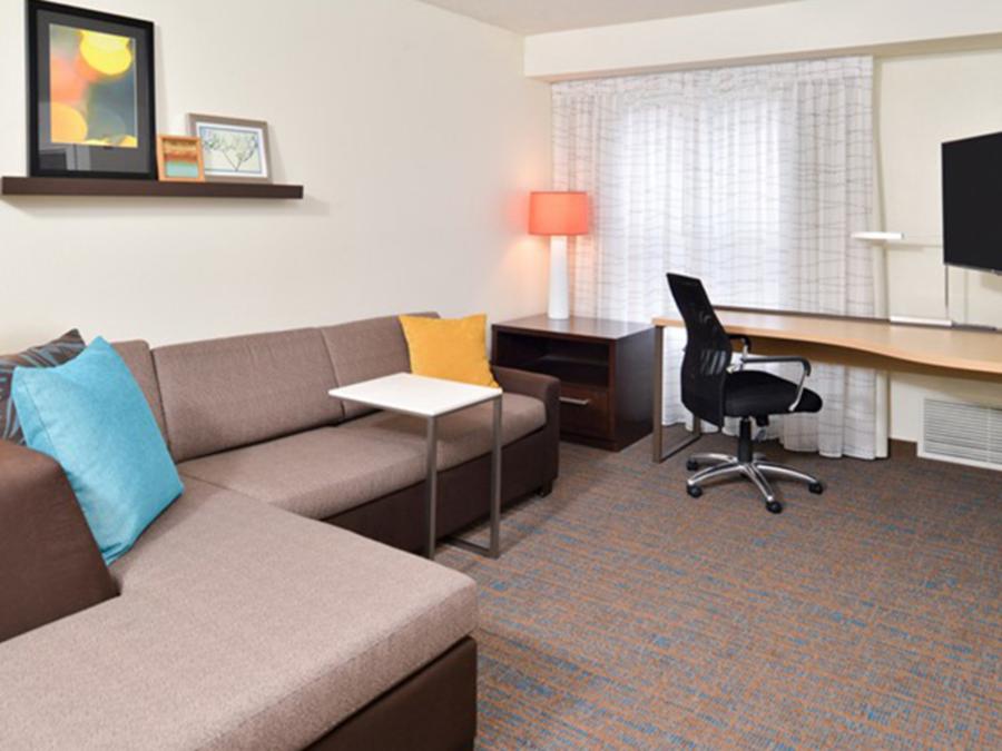 One bedroom suite living area