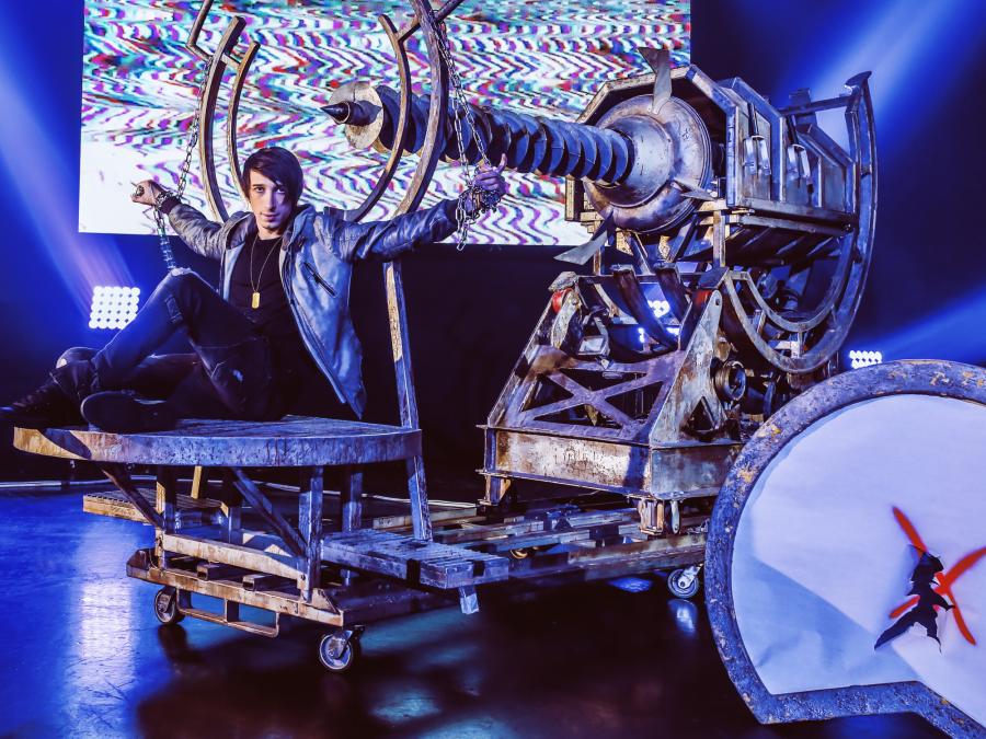Reza | Edge of Illusion NOW PLAYING!
