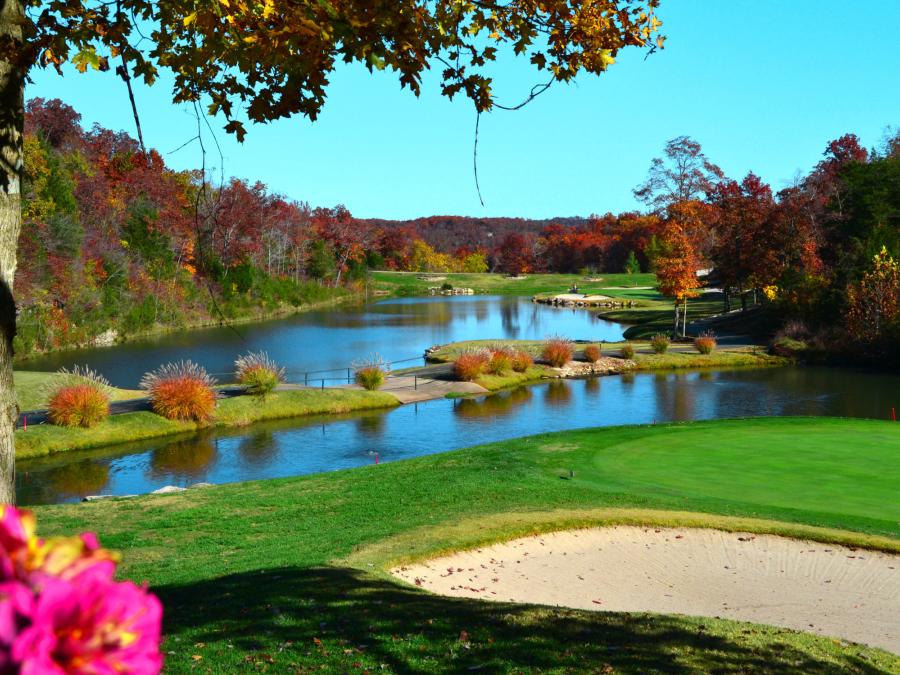 LedgeStone Golf in autumn