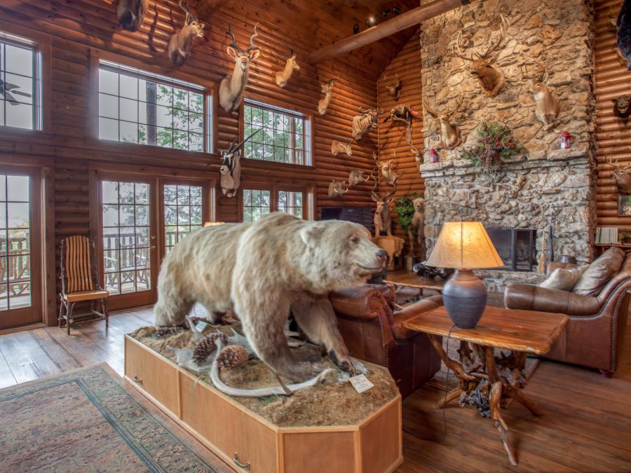 Arrowhead Lodge at The Village At Indian Pont