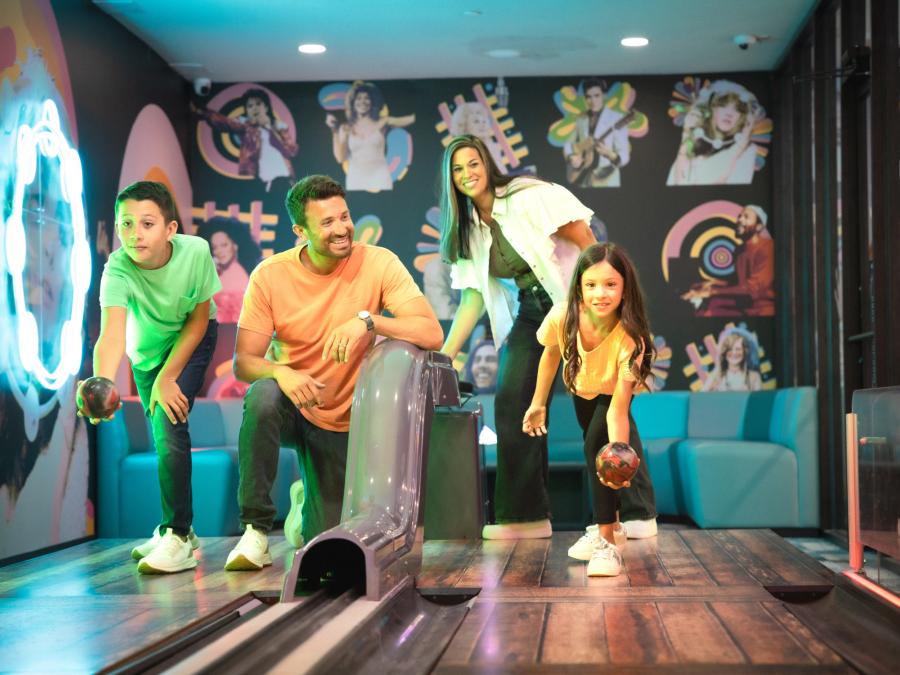 WG Branson Woods Resorts - Ozark Fun House Experience