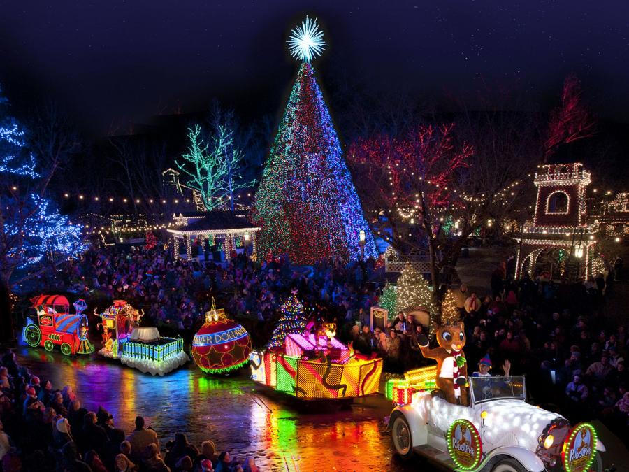 Collierville Christmas Parade 2022 An Old Time Christmas | Explore Branson