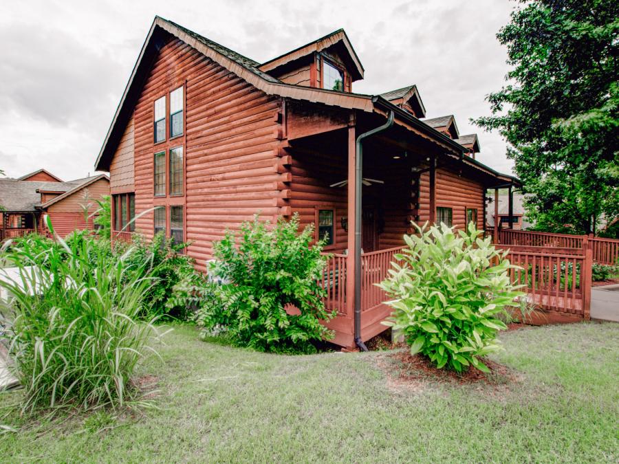 The Bear Creek Cabin at The Cabins at Grand Mountain