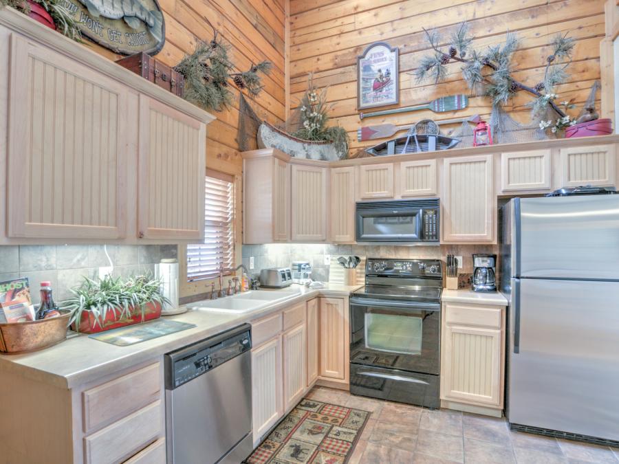 Full Kitchen