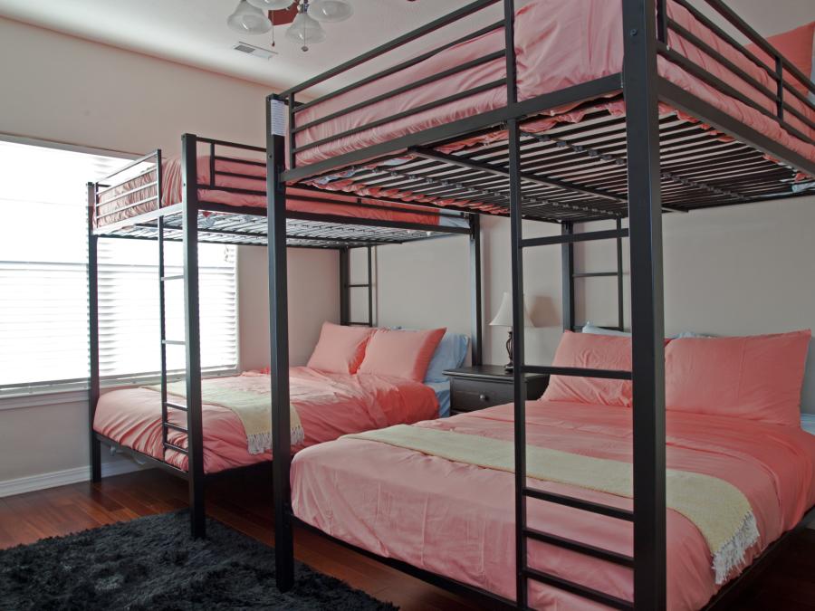 Bunk Bedroom