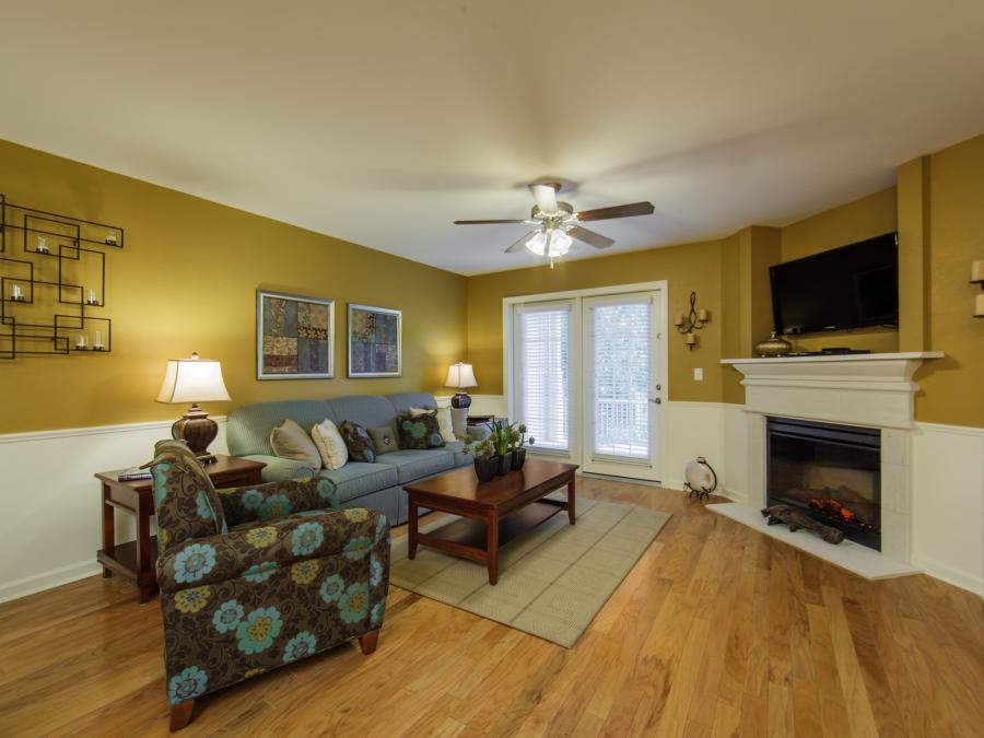 Villa Grand Separate Living Room